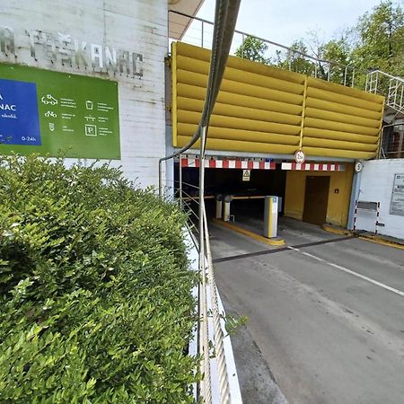 Apartment Korina - City Center ซาเกร็บ ภายนอก รูปภาพ